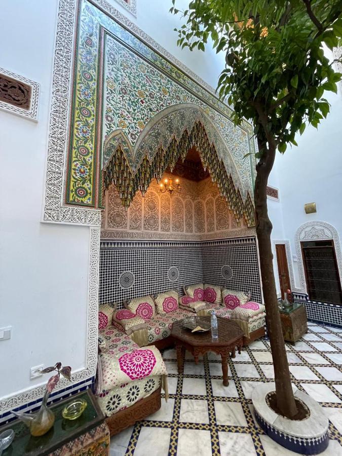 Riad Phoenix Fez Bagian luar foto