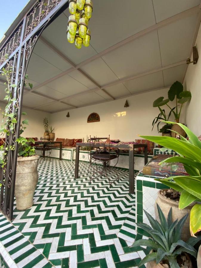 Riad Phoenix Fez Bagian luar foto